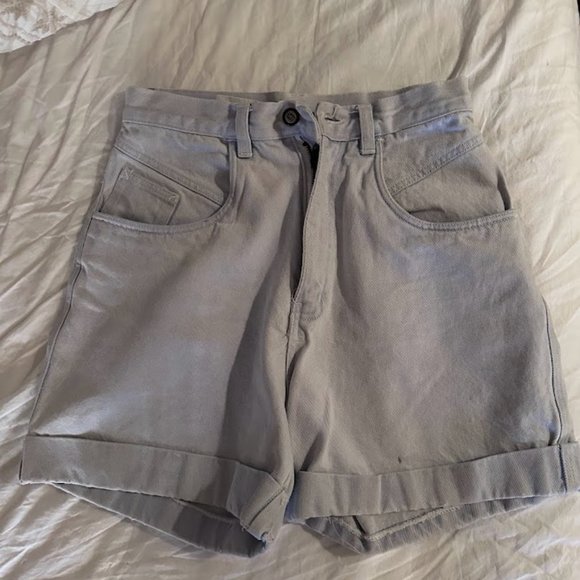 High Waisted Vintage Denim Shorts - Picture 4 of 5